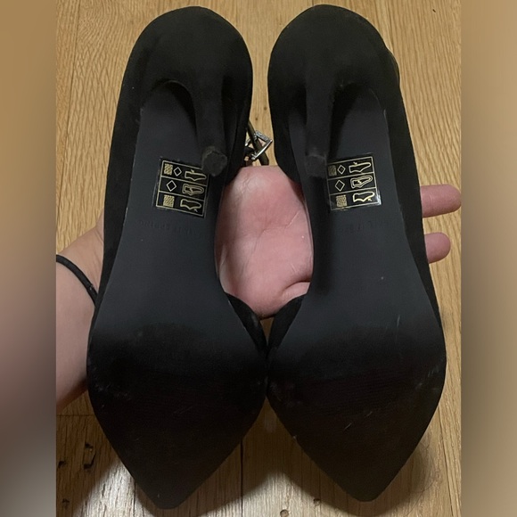 Black Pointed Call It Spring Heels - Picture 3 of 5